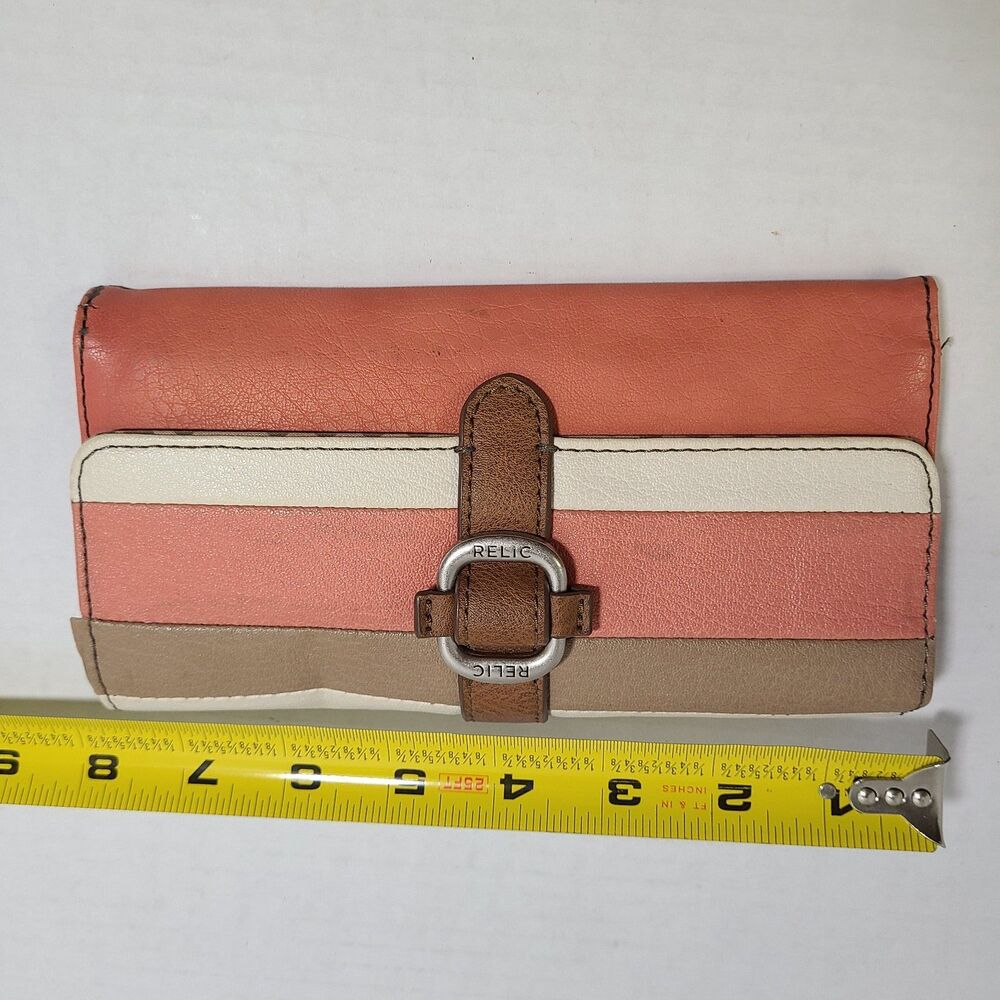 Relic by Fossil Colorblock Trifold Continental Wallet Pink Taupe Cream Buckle